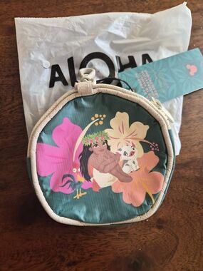 Disney Aloha Cutie